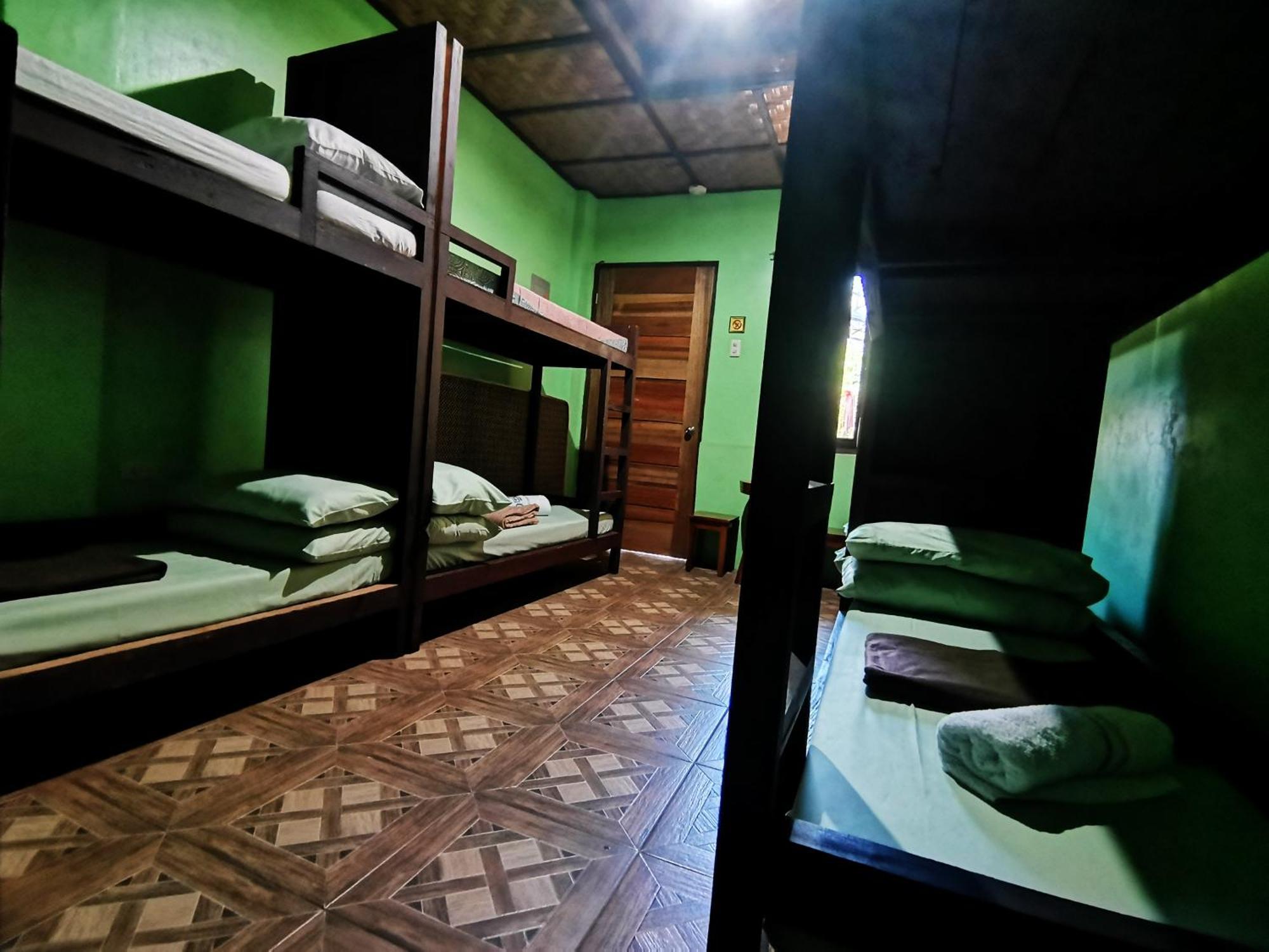 In-N-Out Hostel Сикихор Экстерьер фото