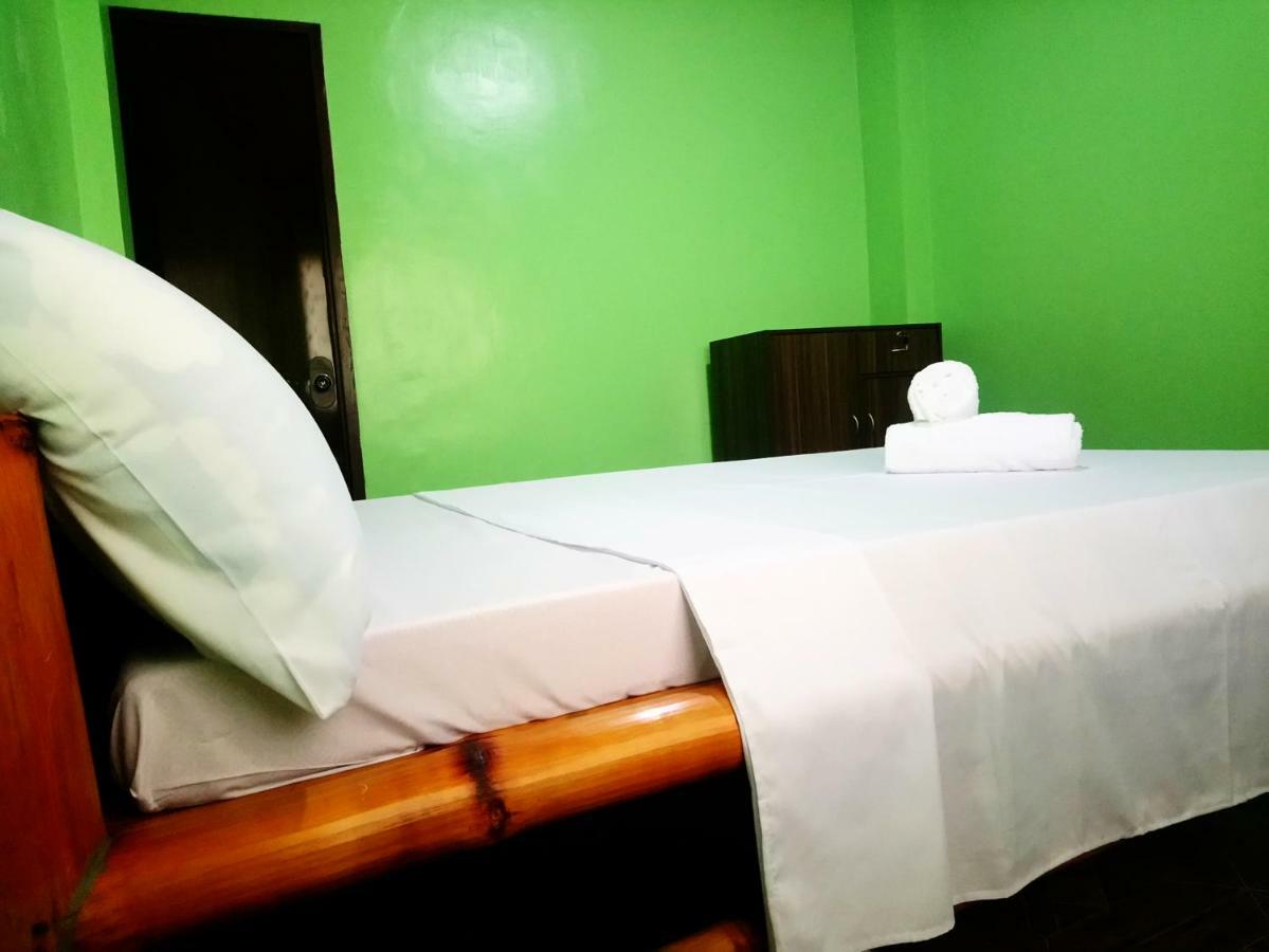 In-N-Out Hostel Сикихор Экстерьер фото