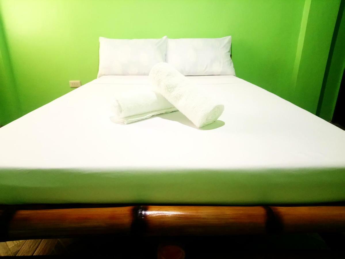 In-N-Out Hostel Сикихор Экстерьер фото