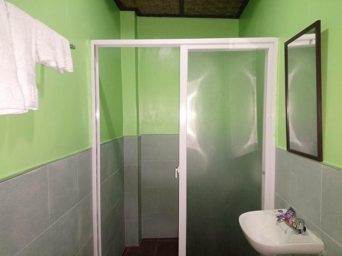 In-N-Out Hostel Сикихор Экстерьер фото