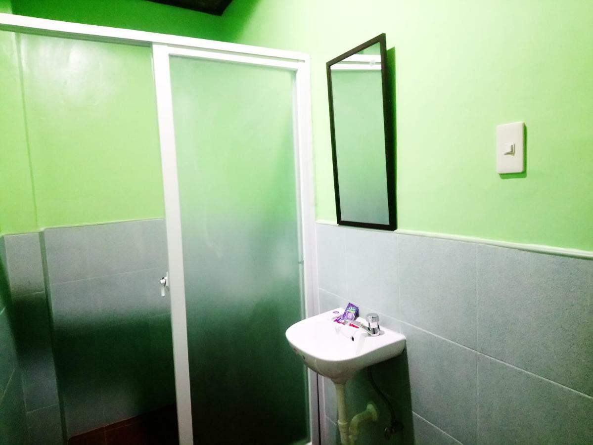 In-N-Out Hostel Сикихор Экстерьер фото