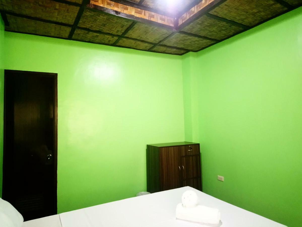 In-N-Out Hostel Сикихор Экстерьер фото